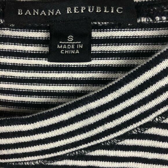Banana Republic Women's navy & cream stripe dress size Small - Picture 3 of 8